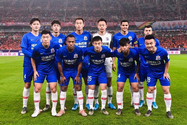 也展示了他 也展示了他