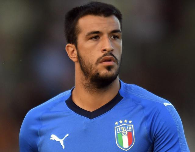 水面上展现 水面上展现