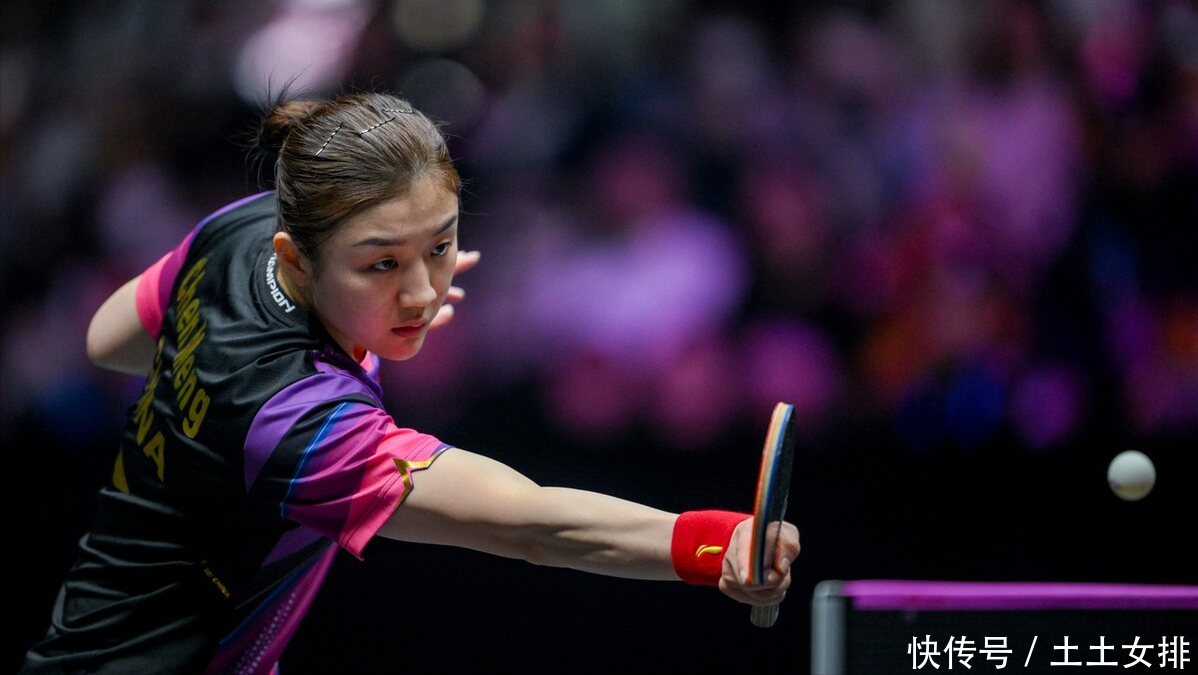 他刻意不迎 他刻意不迎